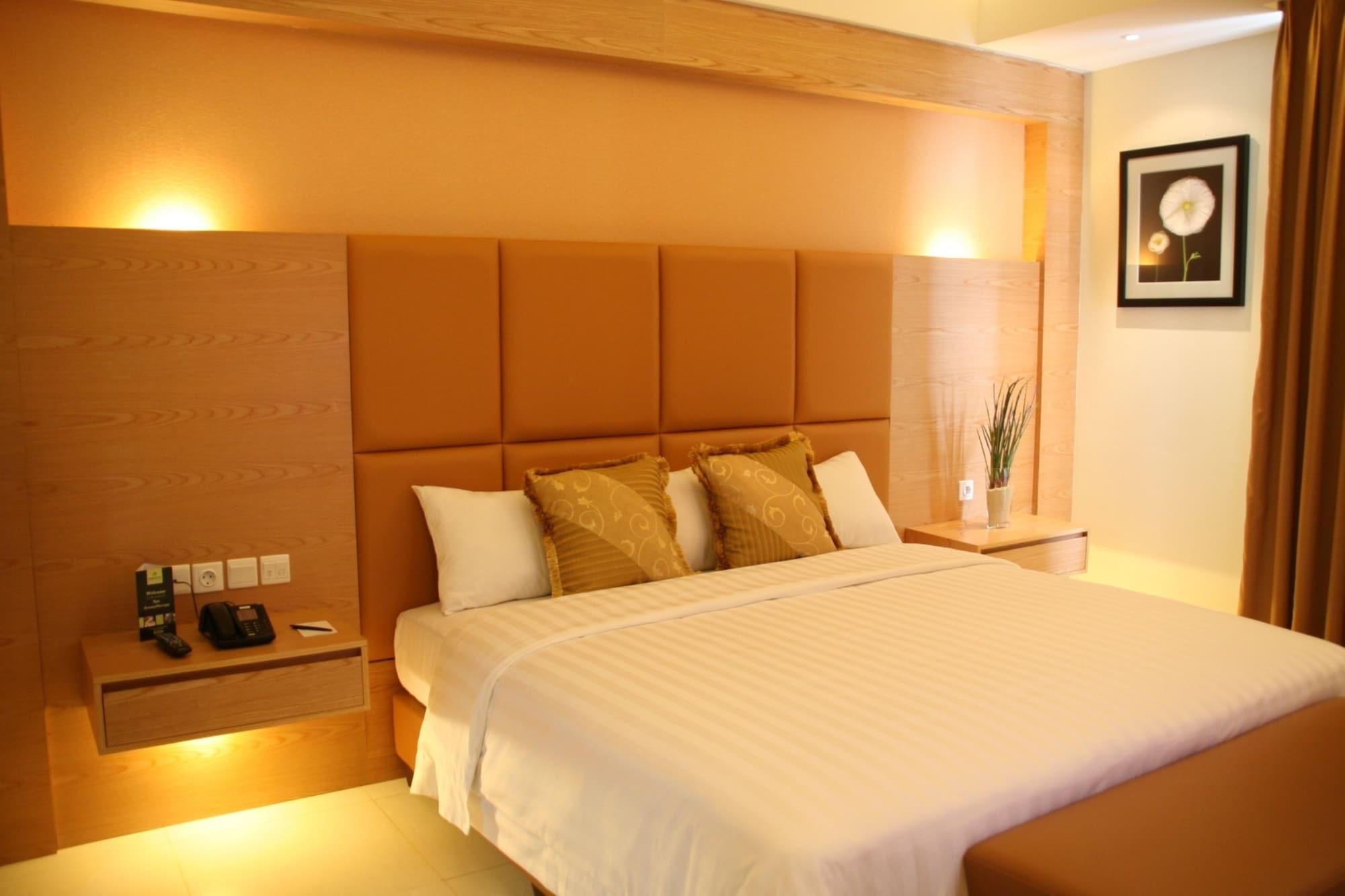 Grand Pasundan Convention Hotel Bandung Exterior photo