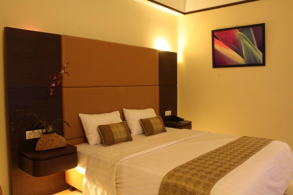 Grand Pasundan Convention Hotel Bandung Exterior photo