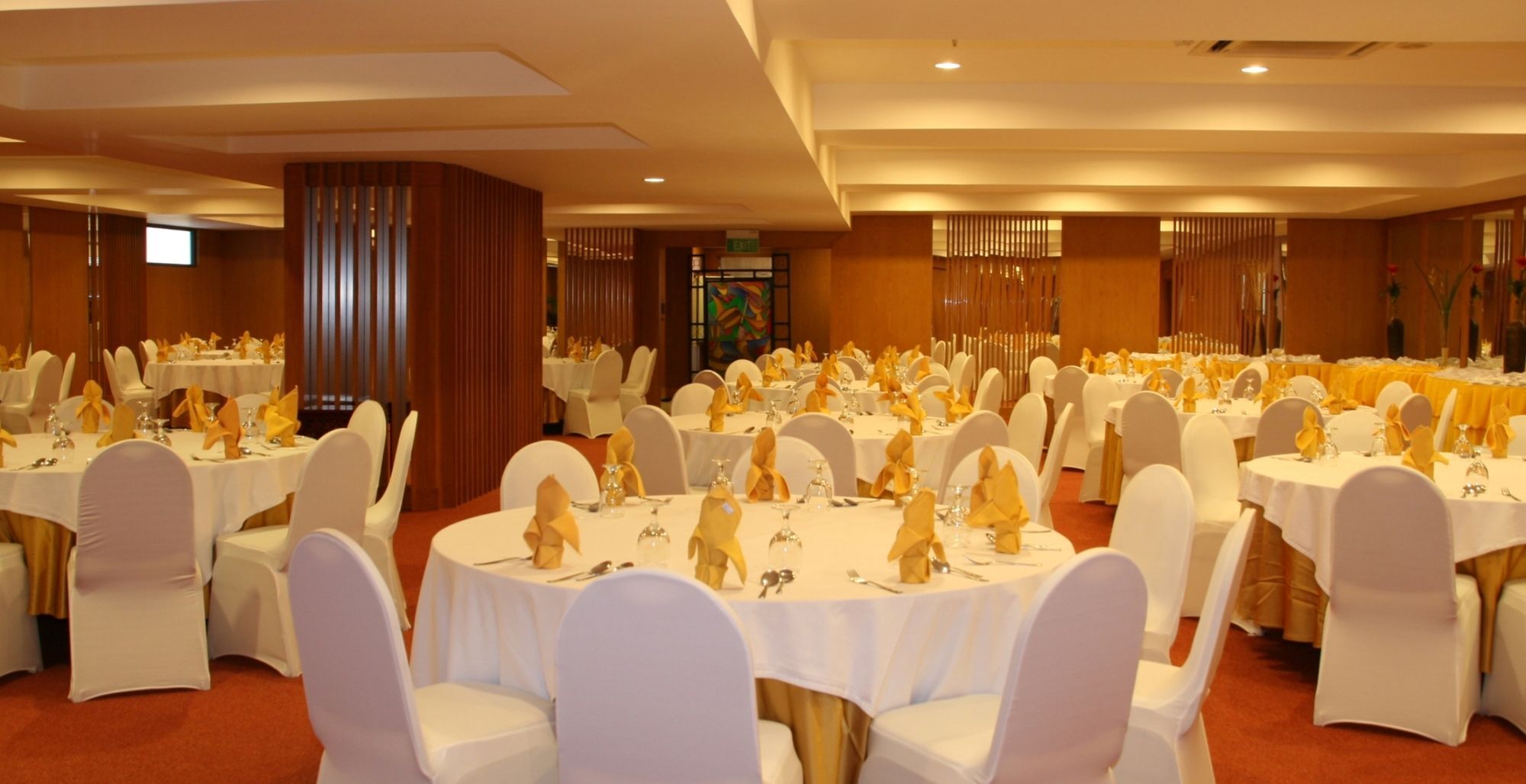 Grand Pasundan Convention Hotel Bandung Exterior photo
